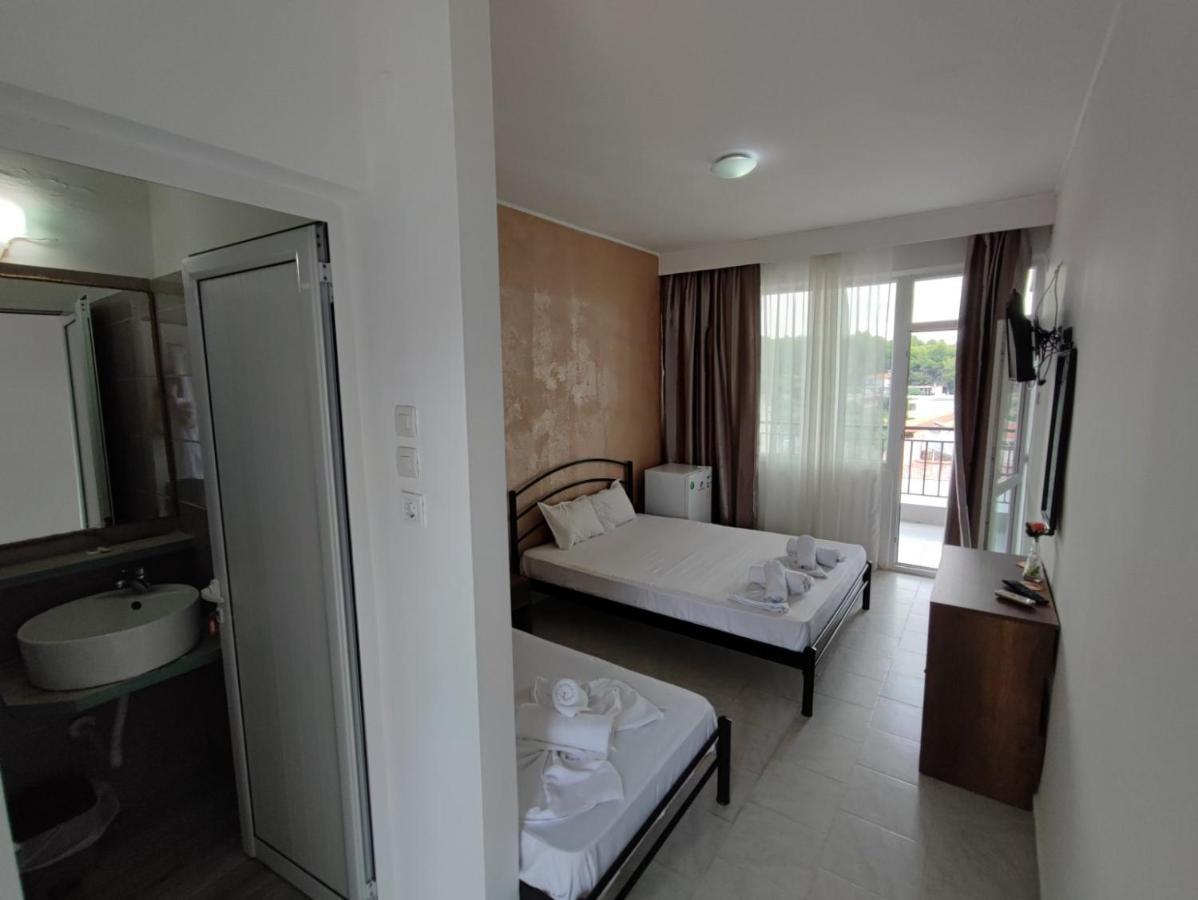 Golden Beach Hotel เมตามอร์โฟซี ภายนอก รูปภาพ