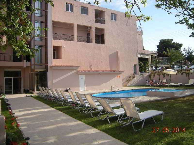 Golden Beach Hotel เมตามอร์โฟซี ภายนอก รูปภาพ
